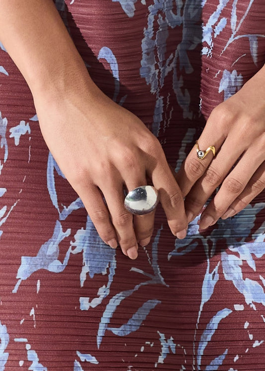 SOLACE RING - SILVER