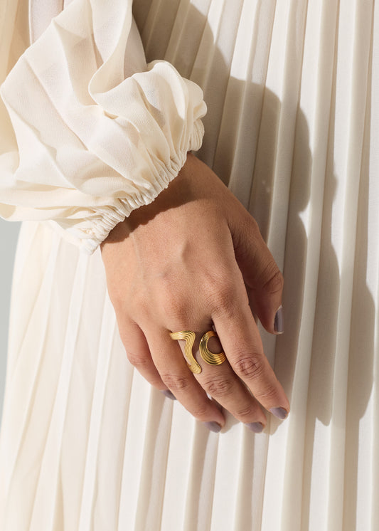 ABSTRACT RING - GOLD