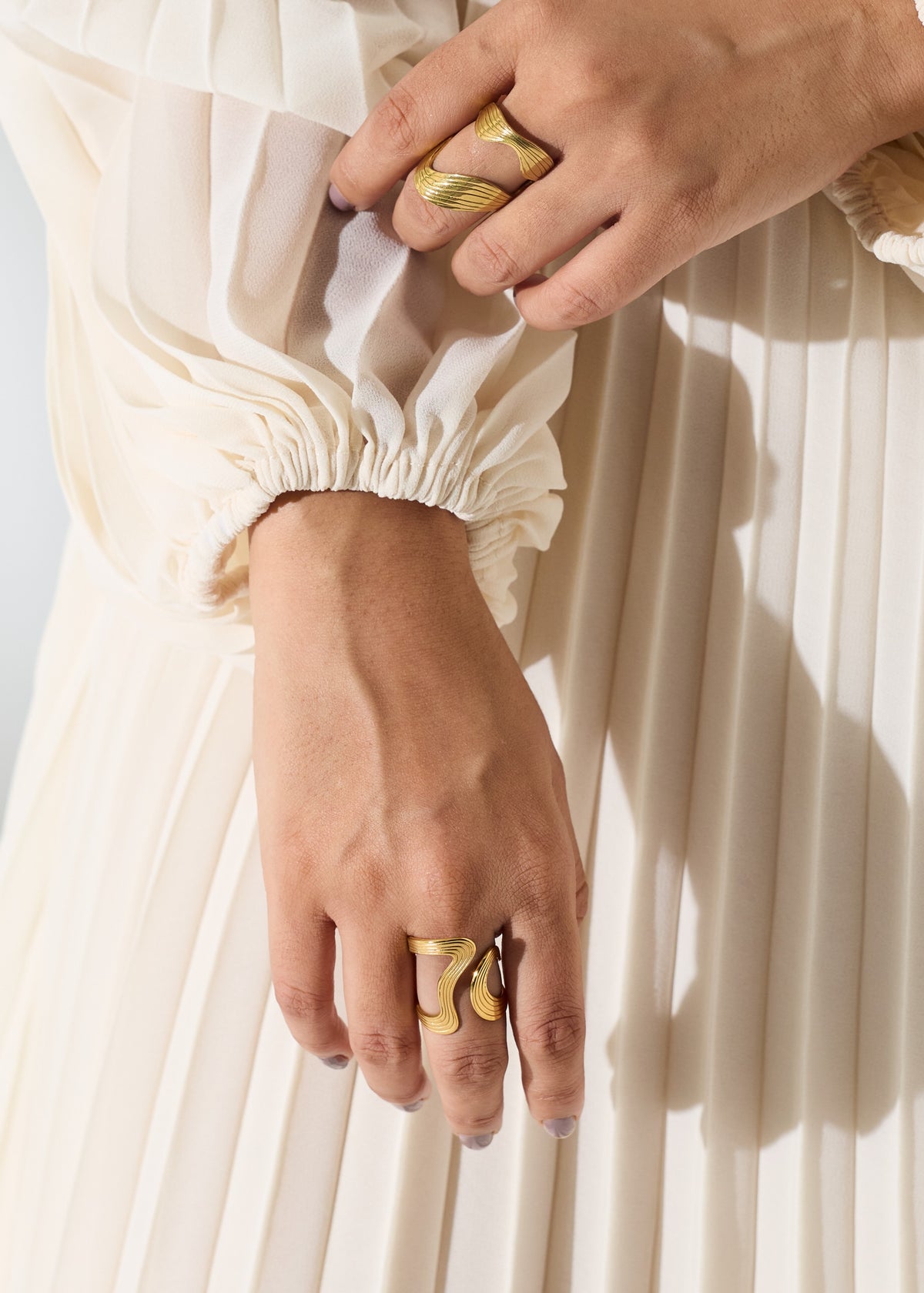 ABSTRACT RING - GOLD